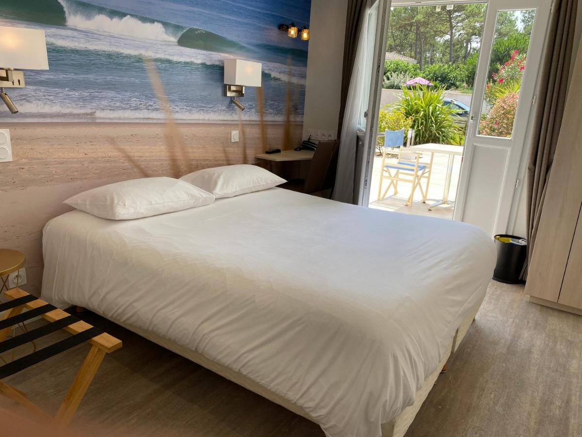 Les Vagues Hotel Restaurant Biscarrosse-Plage Exterior photo