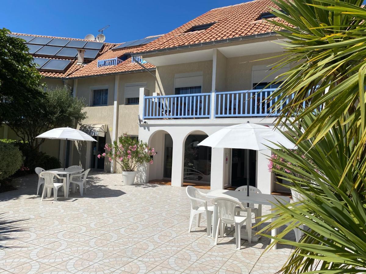 Les Vagues Hotel Restaurant Biscarrosse-Plage Exterior photo