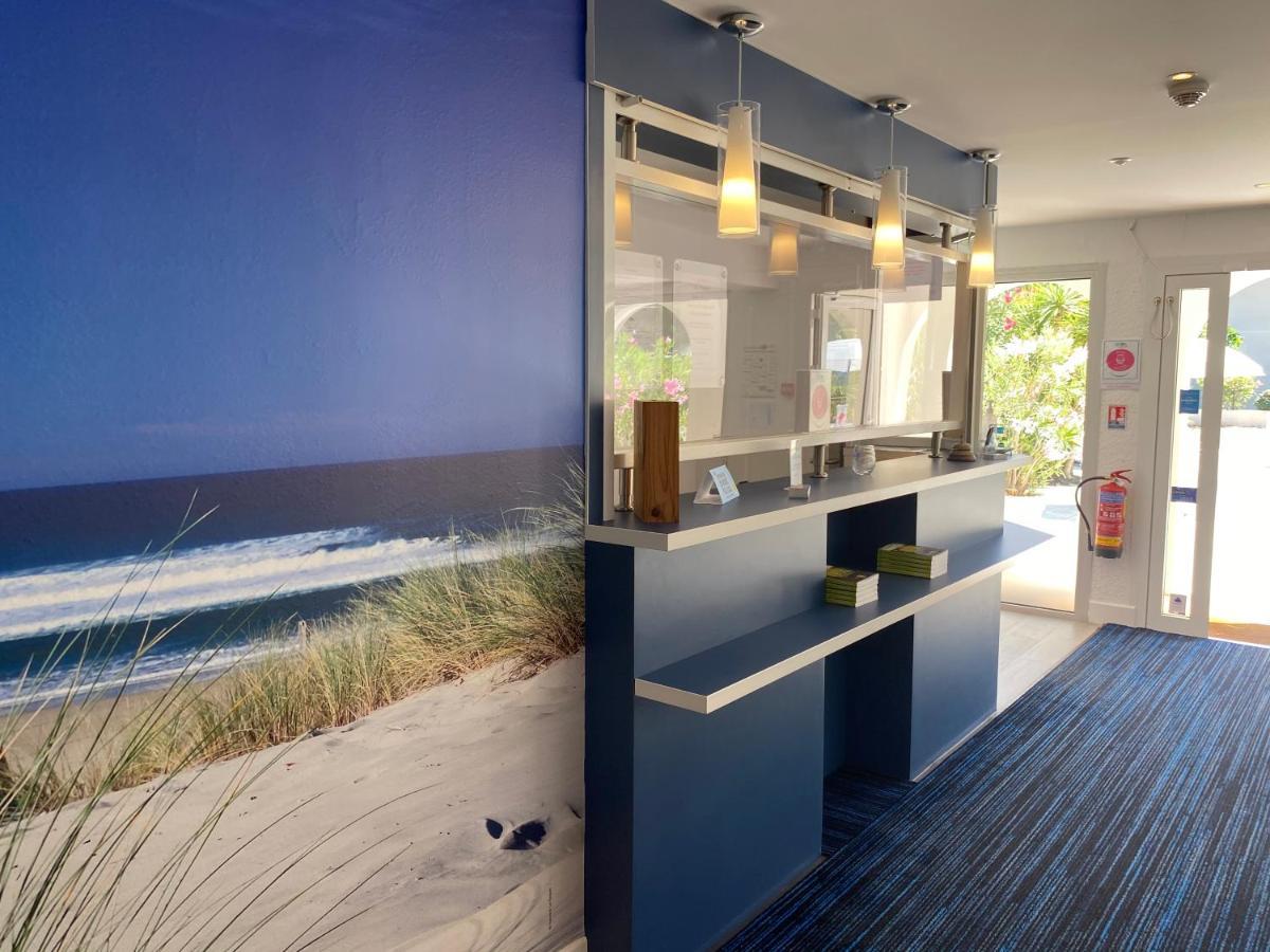 Les Vagues Hotel Restaurant Biscarrosse-Plage Exterior photo