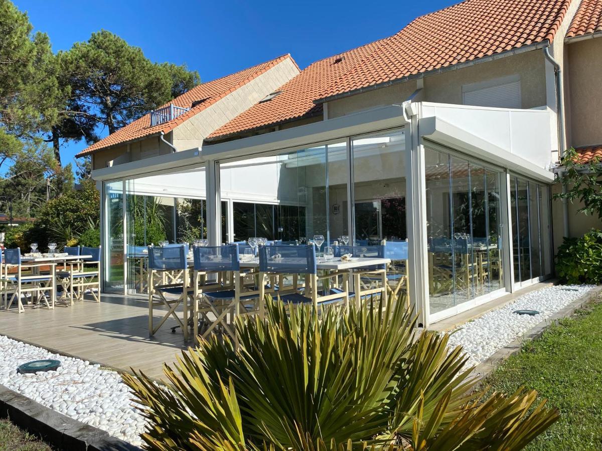 Les Vagues Hotel Restaurant Biscarrosse-Plage Exterior photo